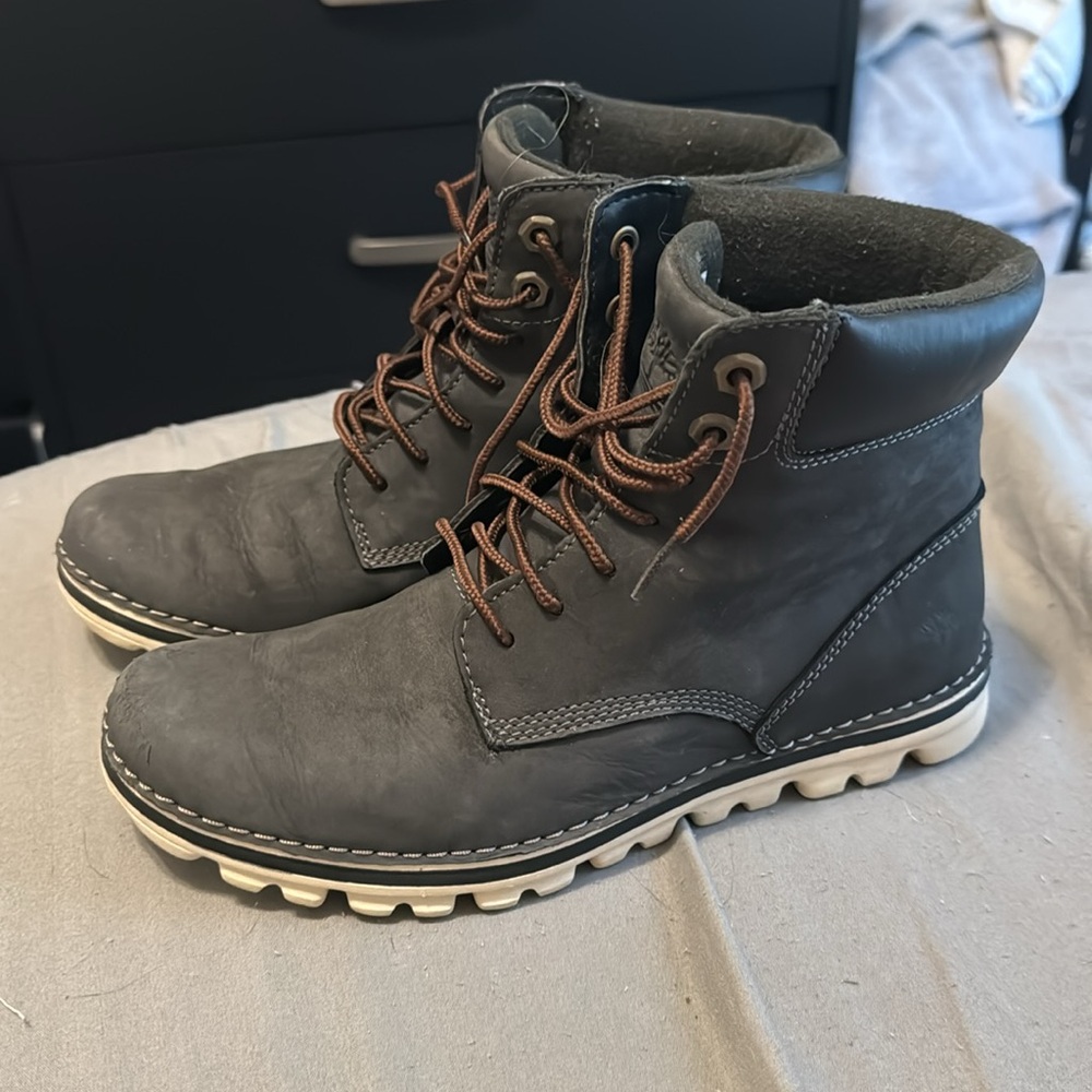 Timberland women’s boots